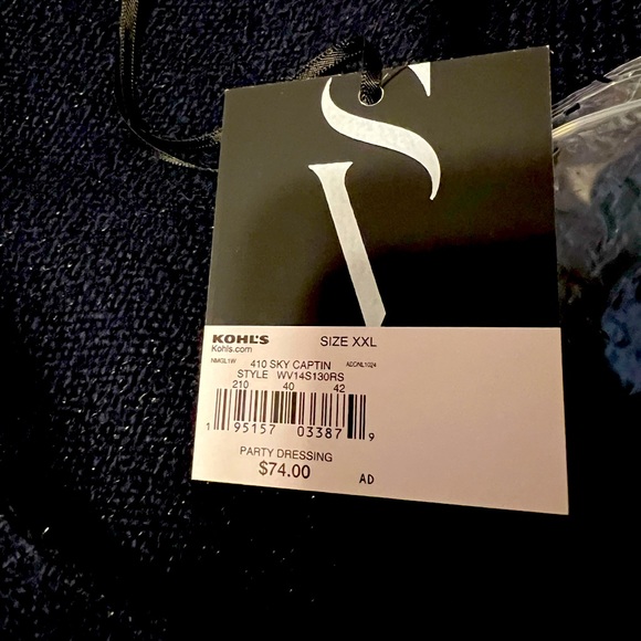 Plus size Sweater - Picture 9 of 9